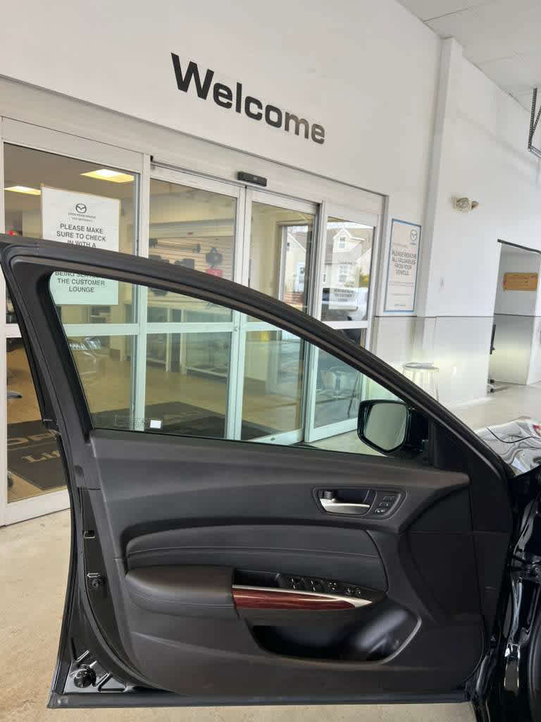 2015 Acura TLX 4dr Sdn FWD