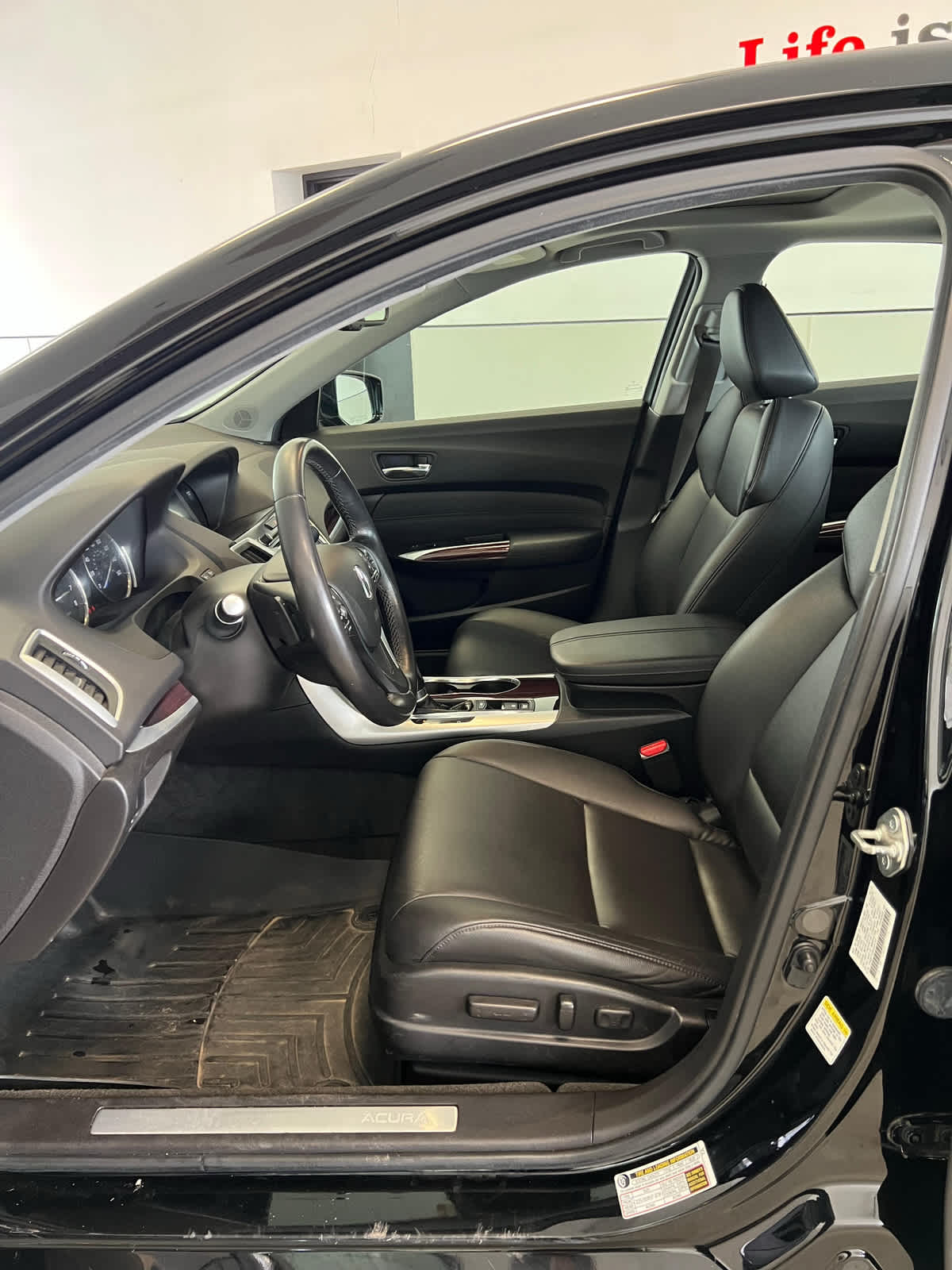 2015 Acura TLX 4dr Sdn FWD