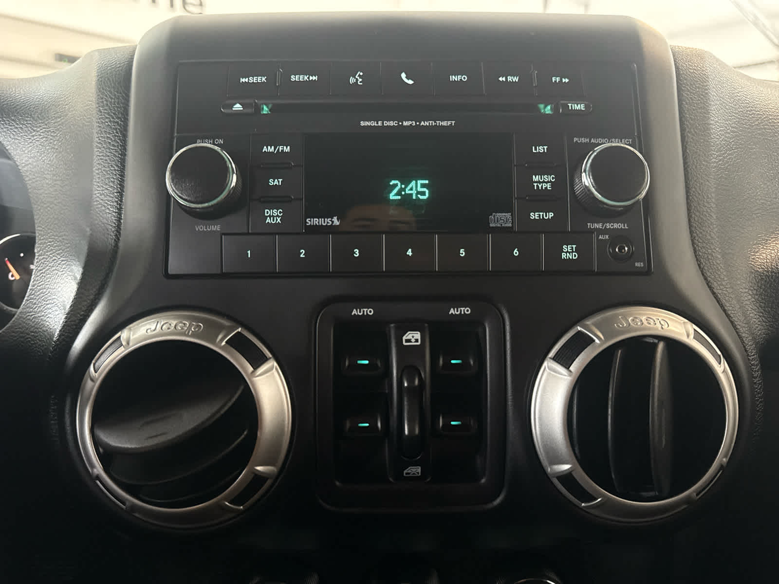 2016 Jeep Wrangler Unlimited 4WD 4dr Sahara