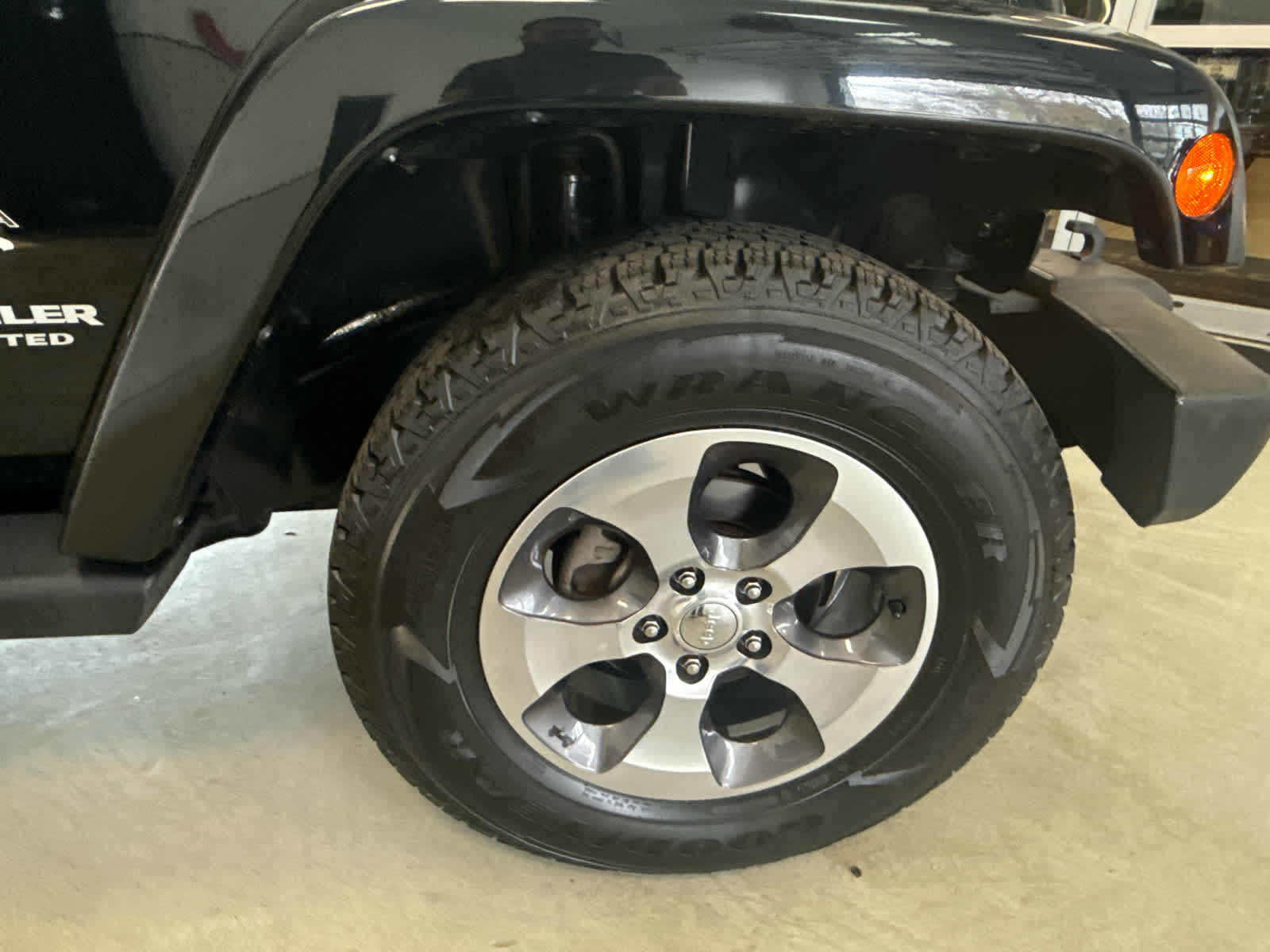 2016 Jeep Wrangler Unlimited 4WD 4dr Sahara