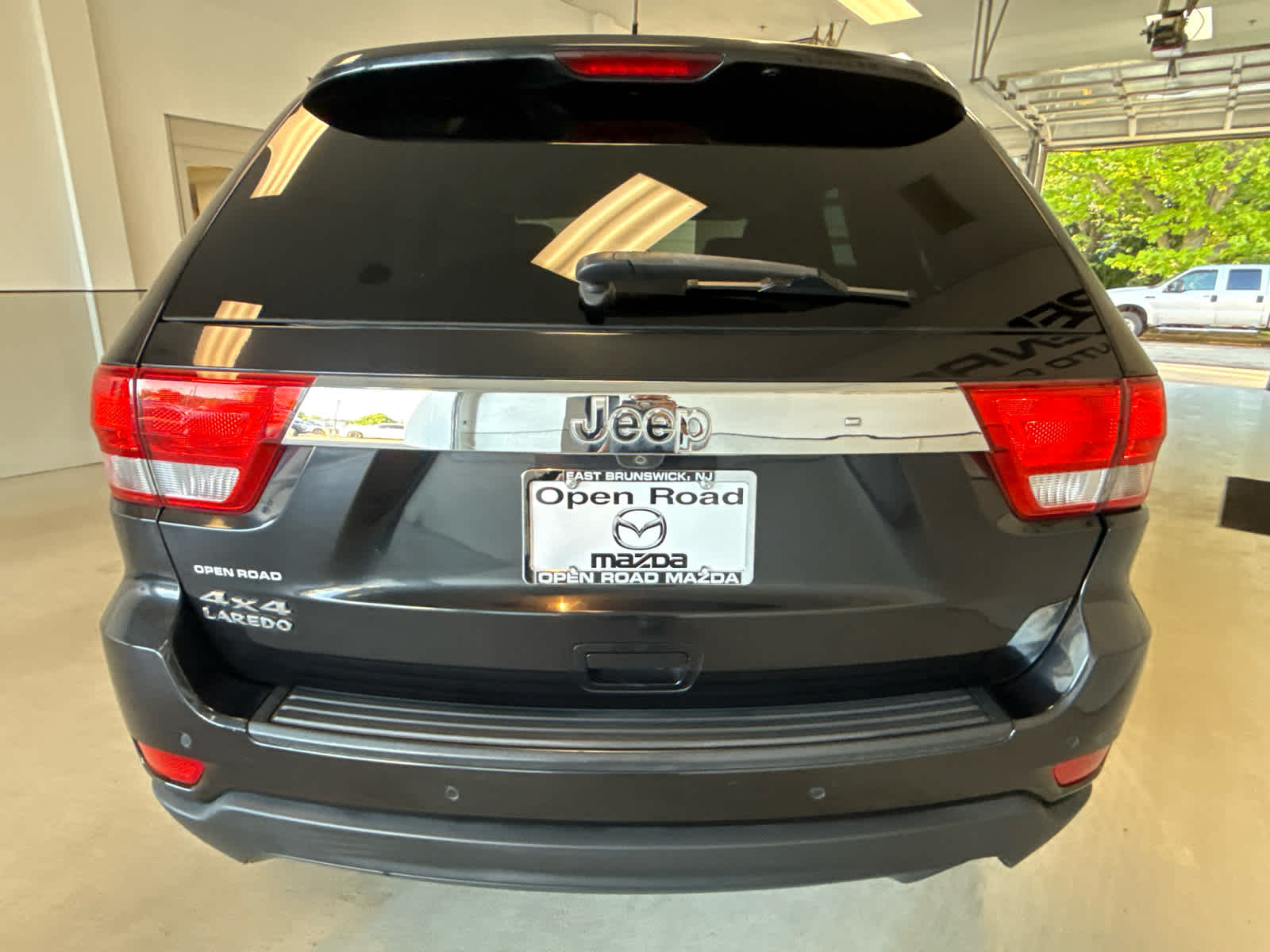 2013 Jeep Grand Cherokee 4WD 4dr Laredo