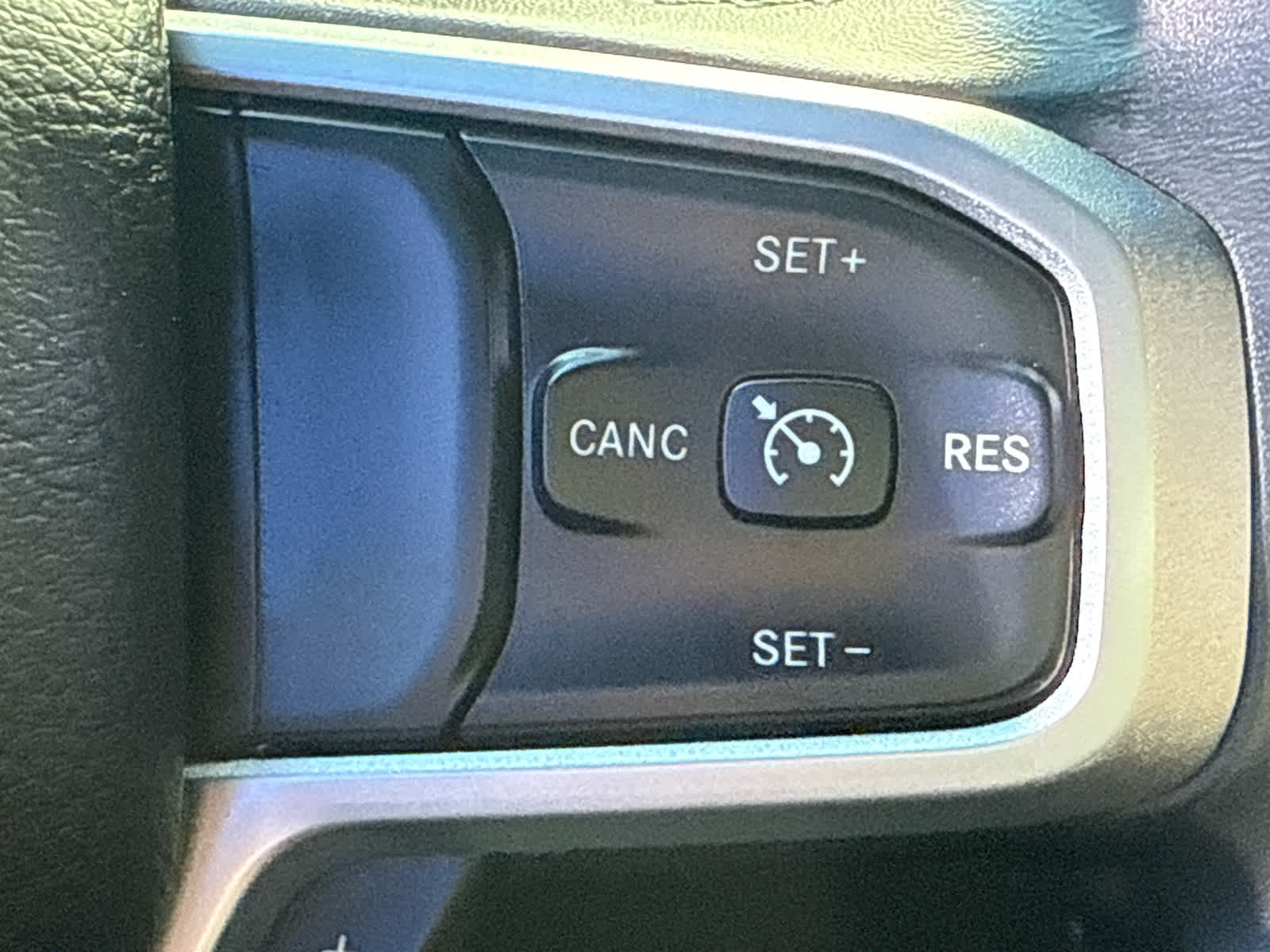 2019 RAM 1500 Big Horn/Lone Star 4x4 Crew Cab 57 Box