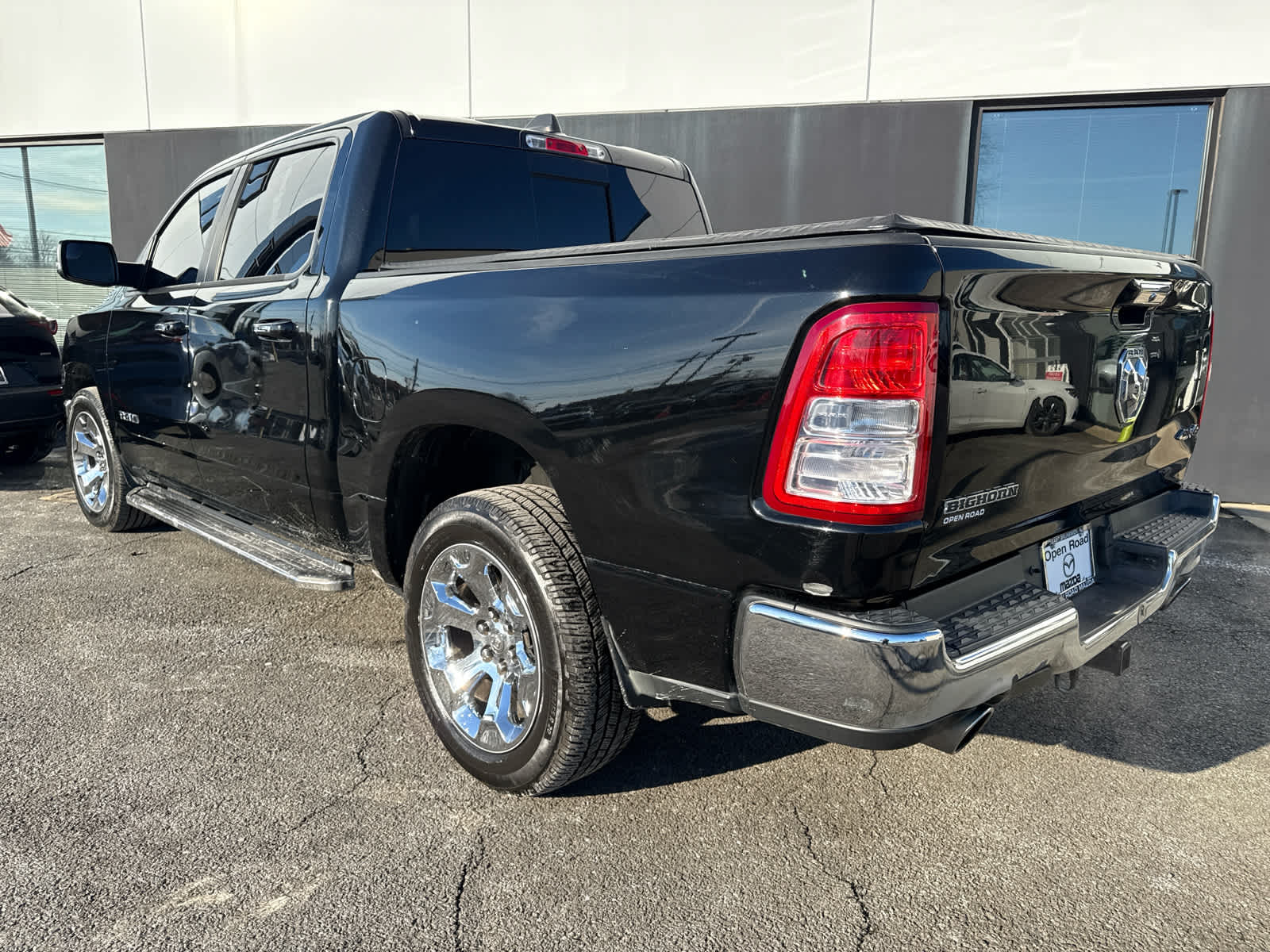 2019 RAM 1500 Big Horn/Lone Star 4x4 Crew Cab 57 Box