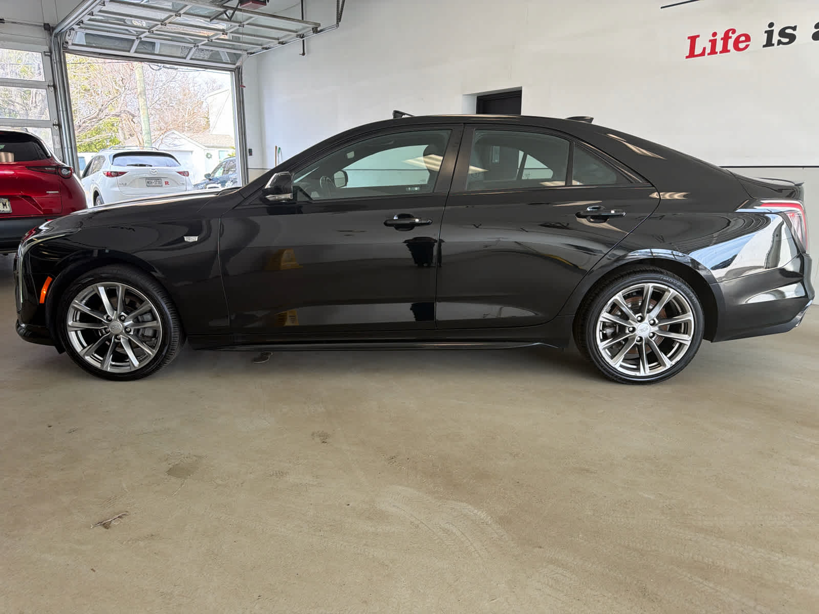 2023 Cadillac CT4 4dr Sdn Sport