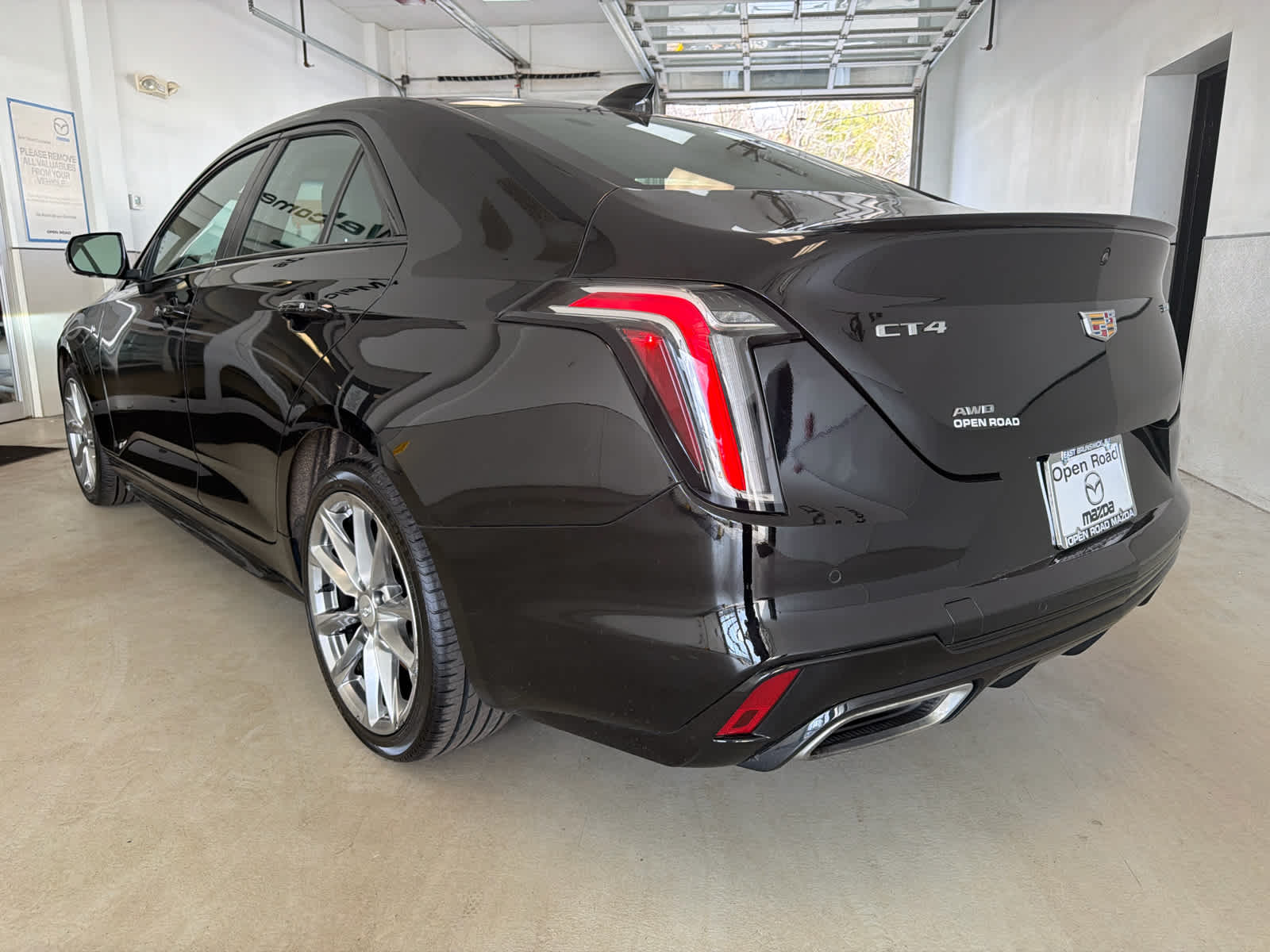 2023 Cadillac CT4 4dr Sdn Sport