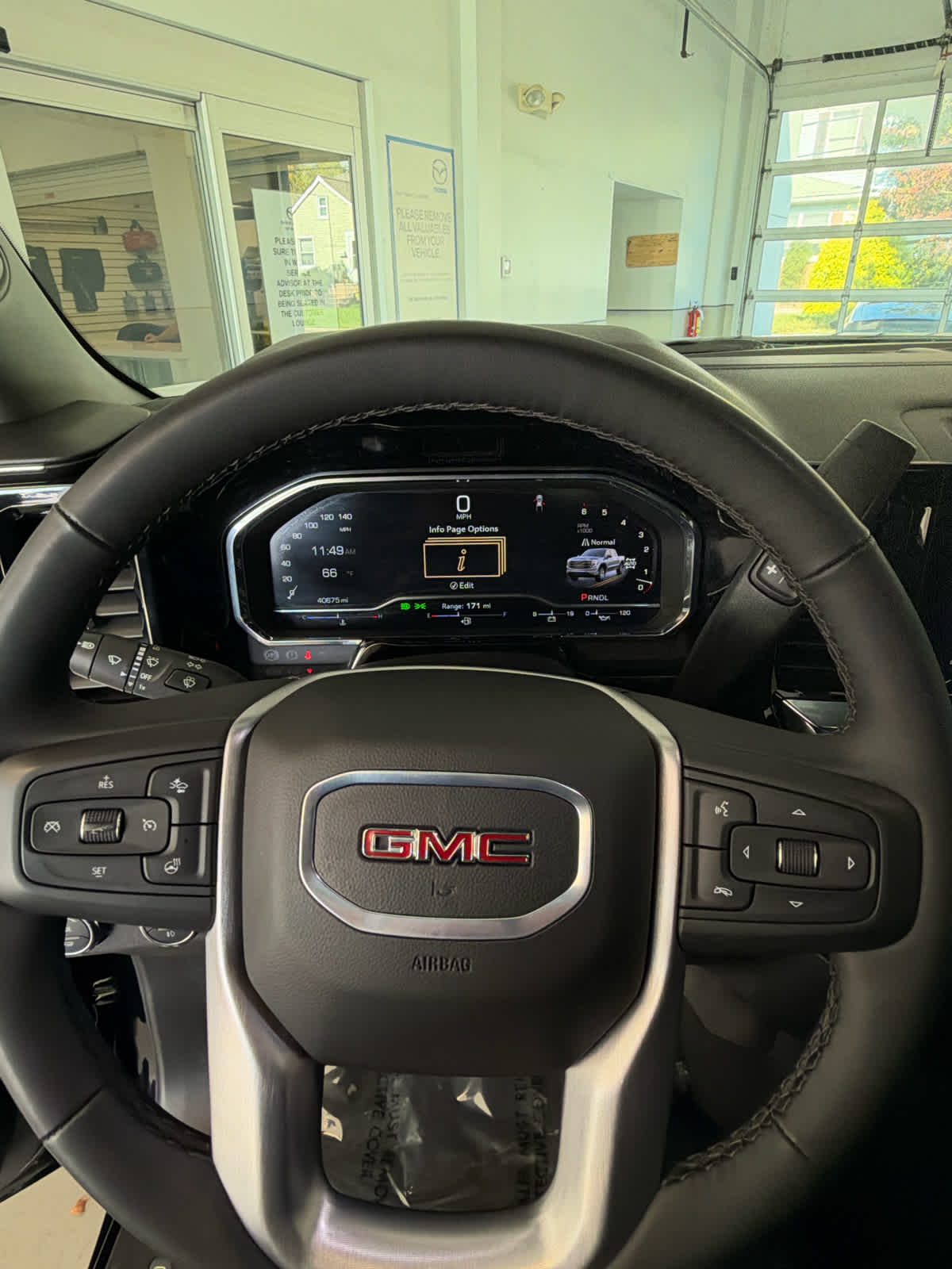 2025 GMC Sierra 1500 4WD Crew Cab 147 SLT