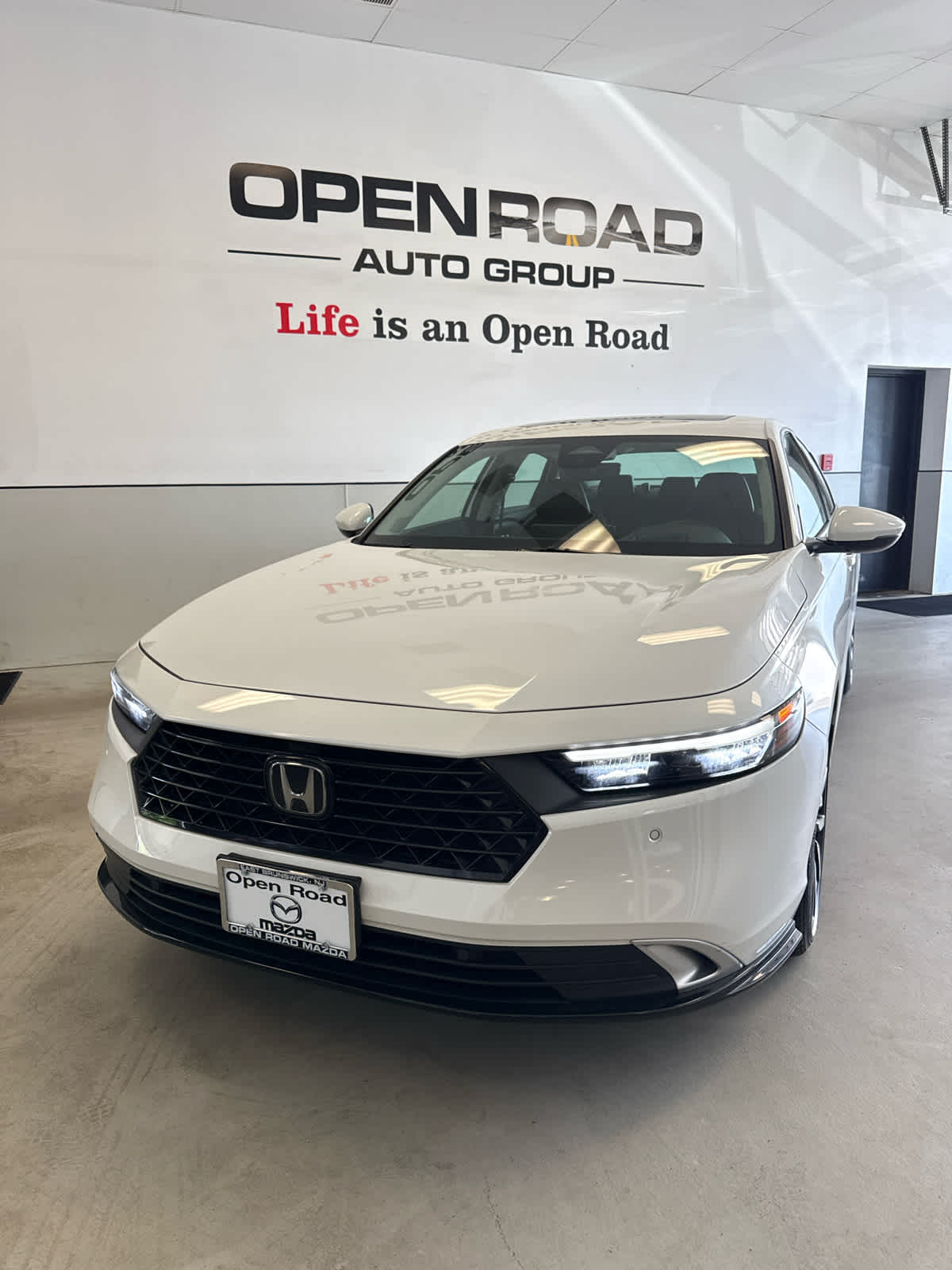 2023 Honda Accord Hybrid Touring Sedan