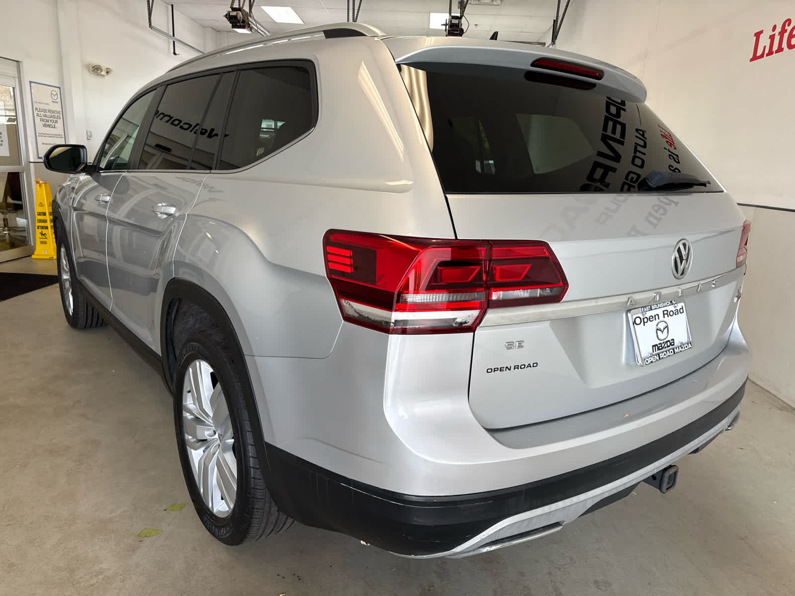 2019 Volkswagen Atlas 3.6L V6 SE w/Technology 4MOTION