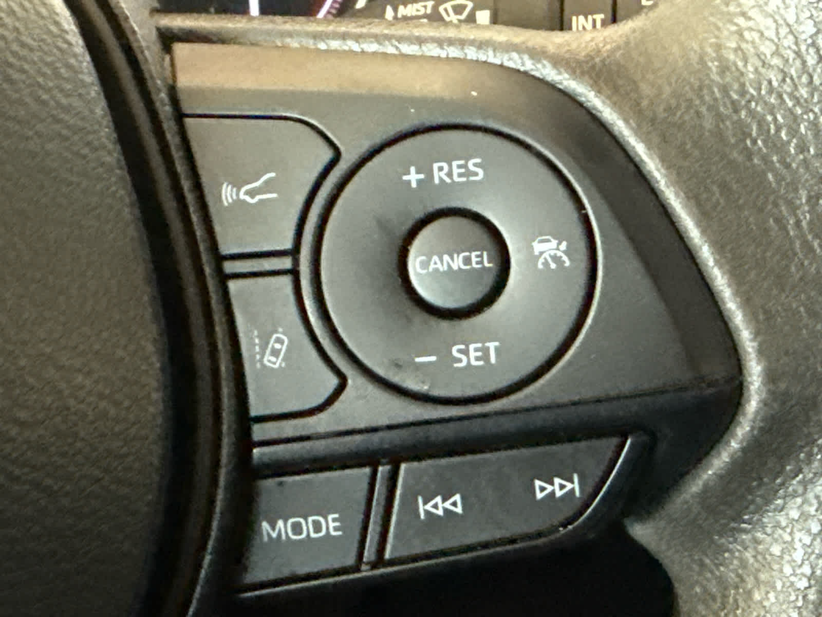 2024 Toyota RAV4 XLE AWD