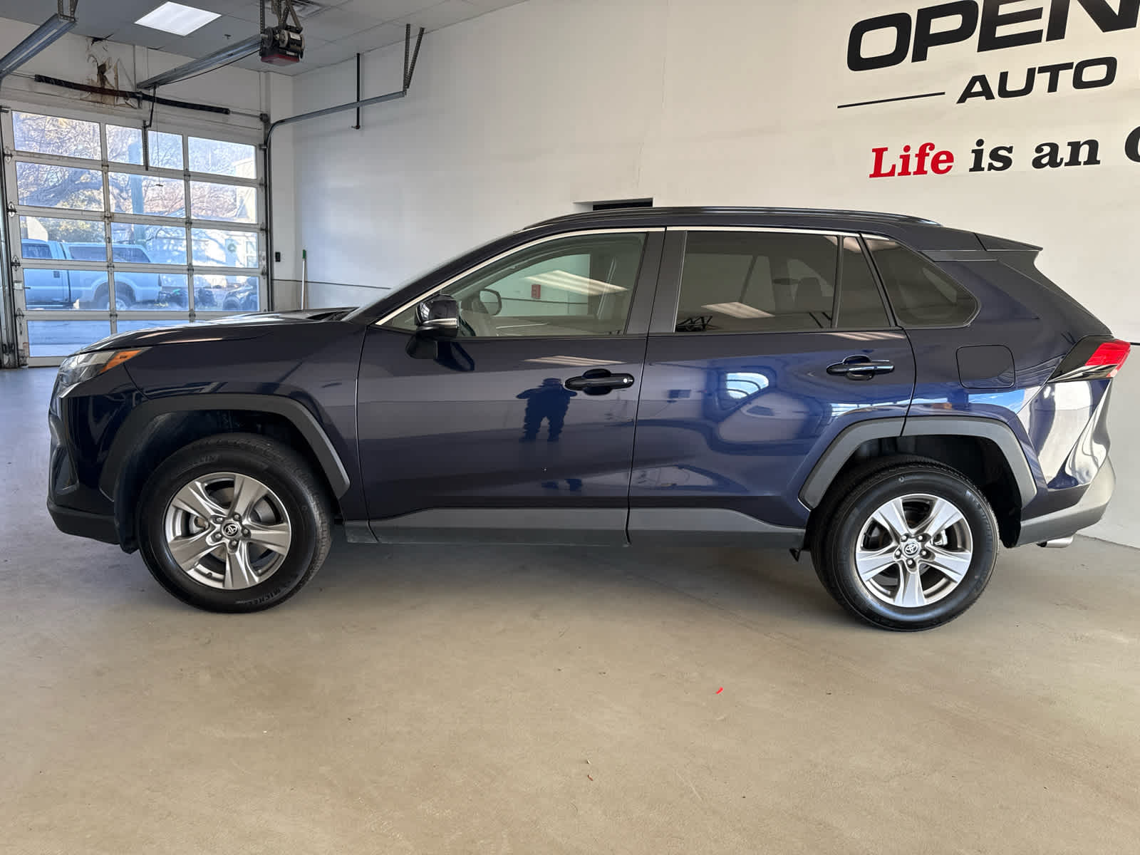 2024 Toyota RAV4 XLE AWD