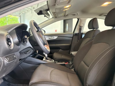 2022 Kia Forte LXS IVT