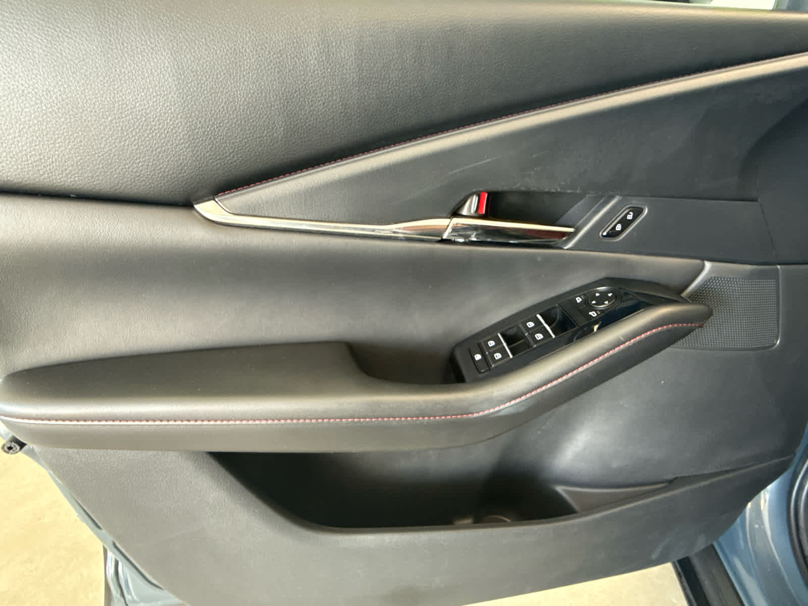 2023 Mazda Mazda CX-30 2.5 S Carbon Edition AWD