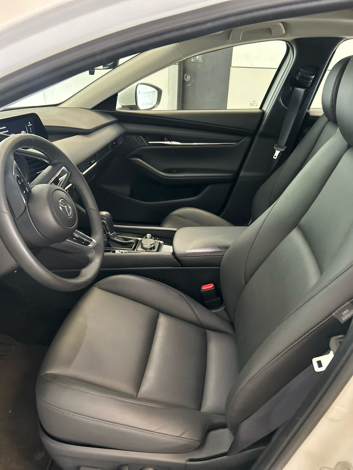 2024 Mazda MAZDA3 2.5 S Preferred FWD