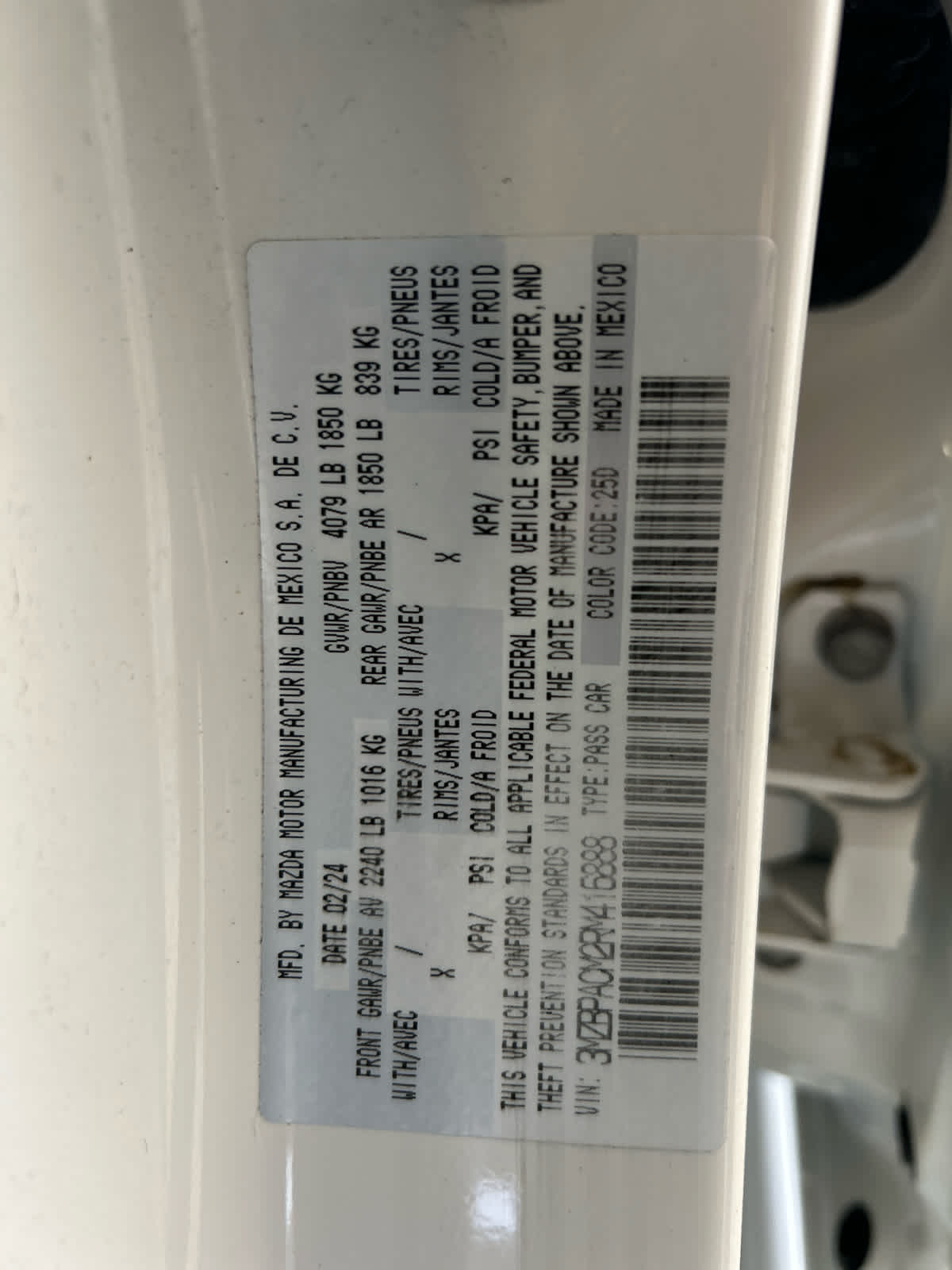 2024 Mazda MAZDA3 2.5 S Preferred FWD