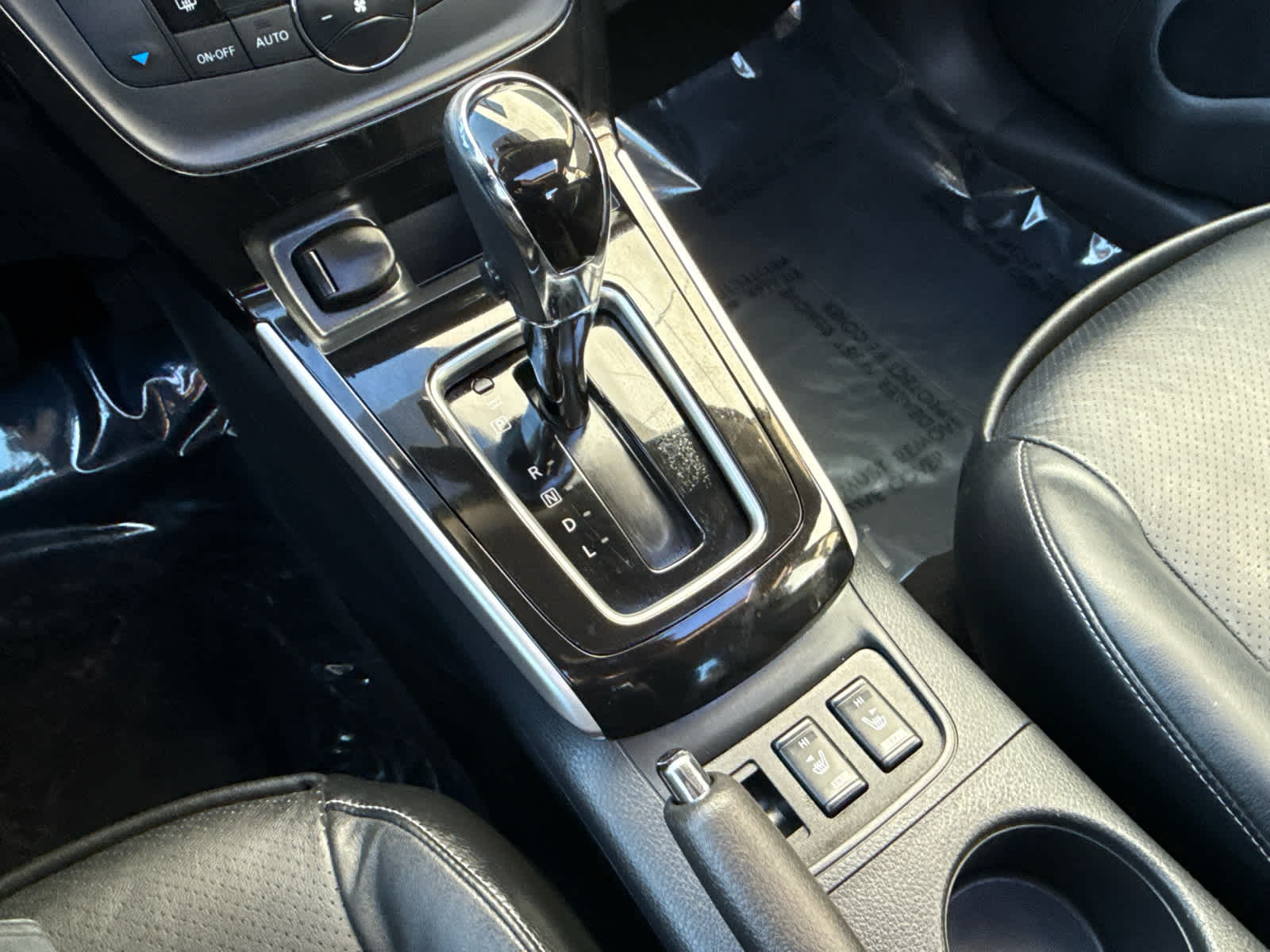 2016 Nissan Sentra 4dr Sdn I4 CVT SL