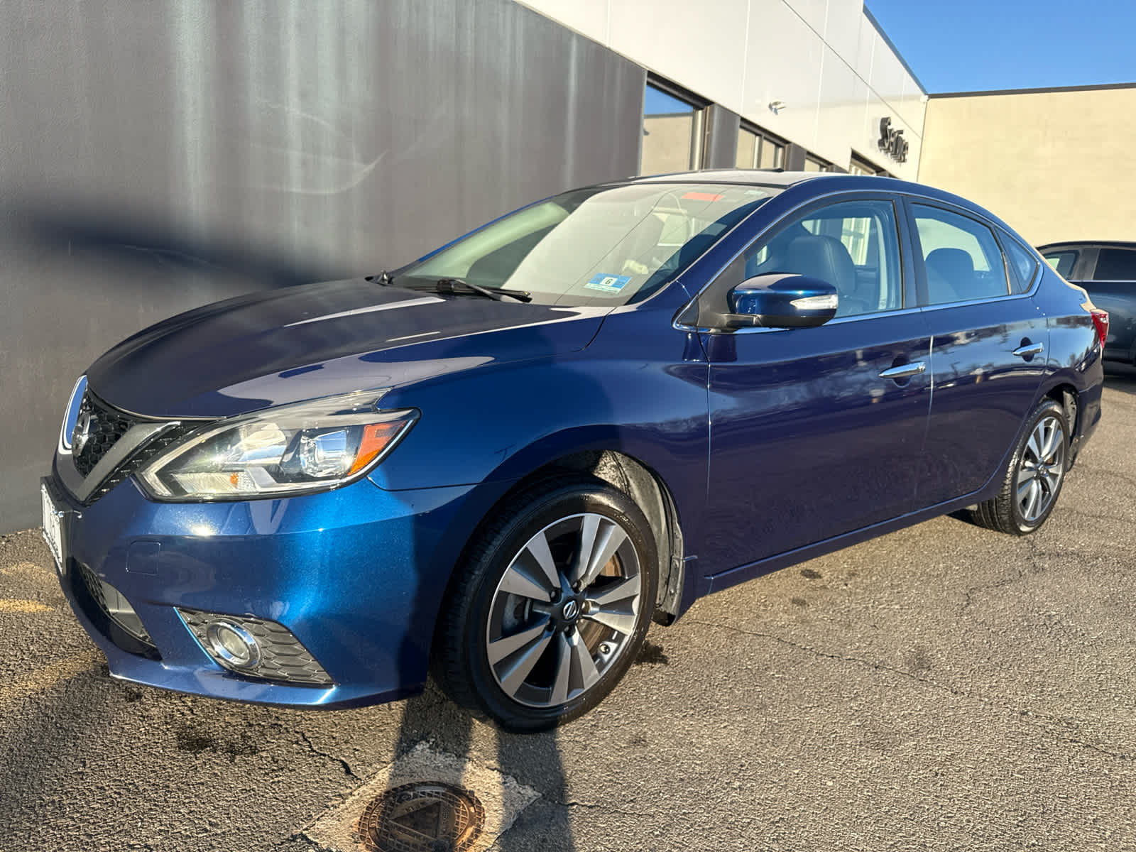 2016 Nissan Sentra 4dr Sdn I4 CVT SL