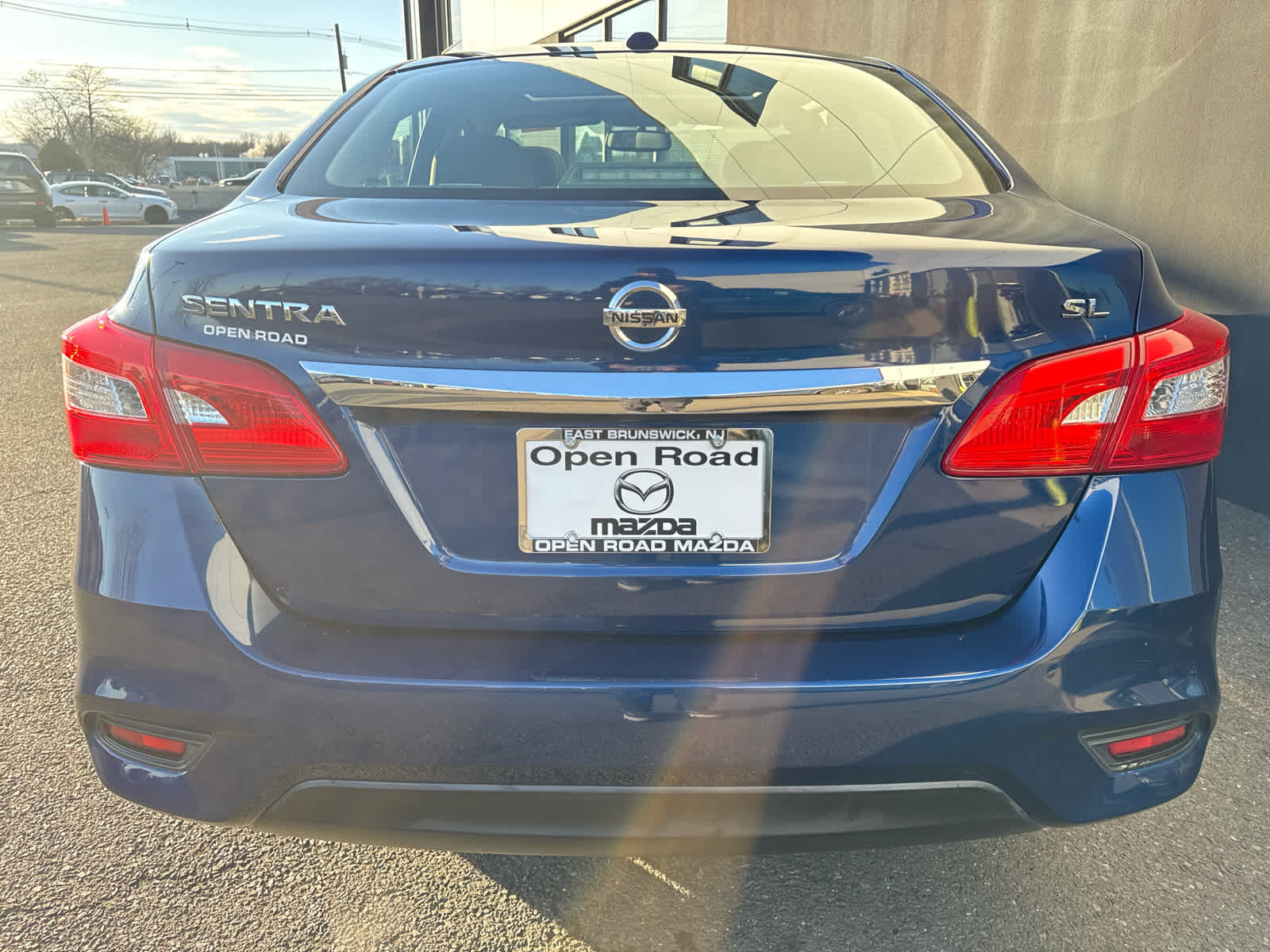 2016 Nissan Sentra 4dr Sdn I4 CVT SL