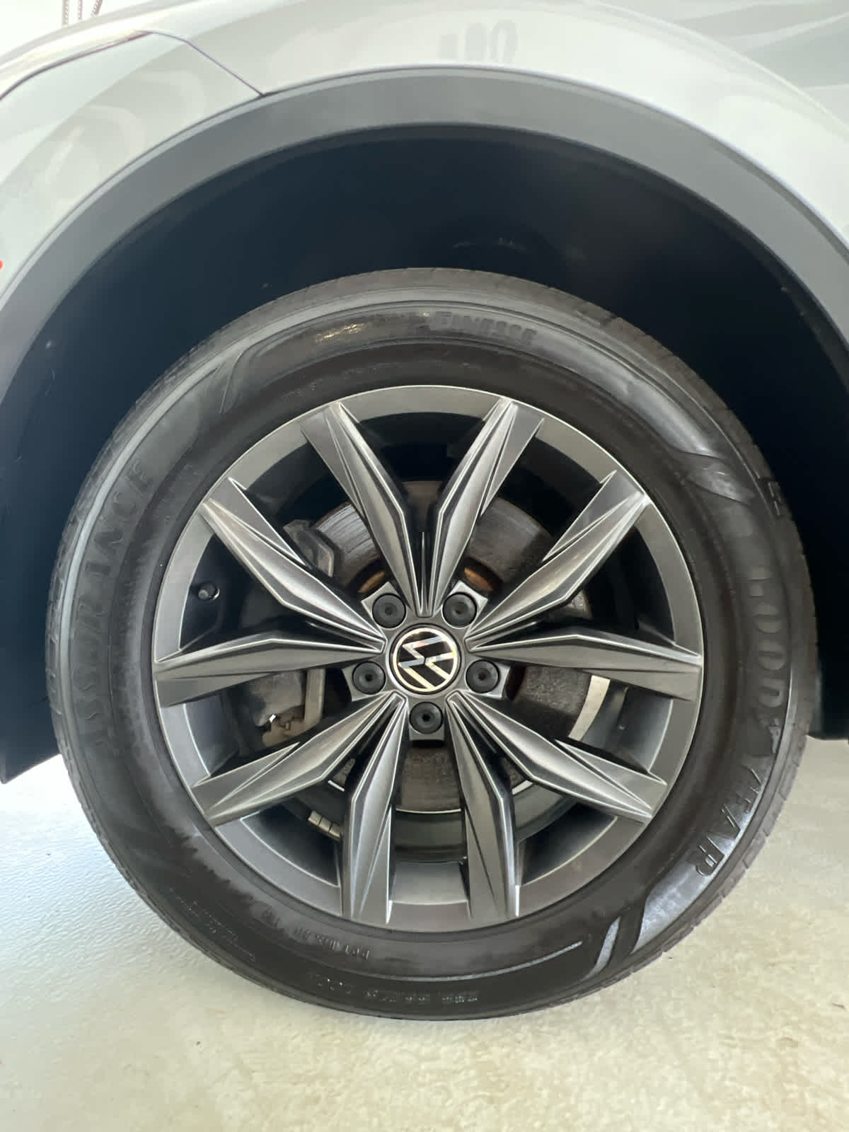 2023 Volkswagen Tiguan 2.0T SE 4MOTION