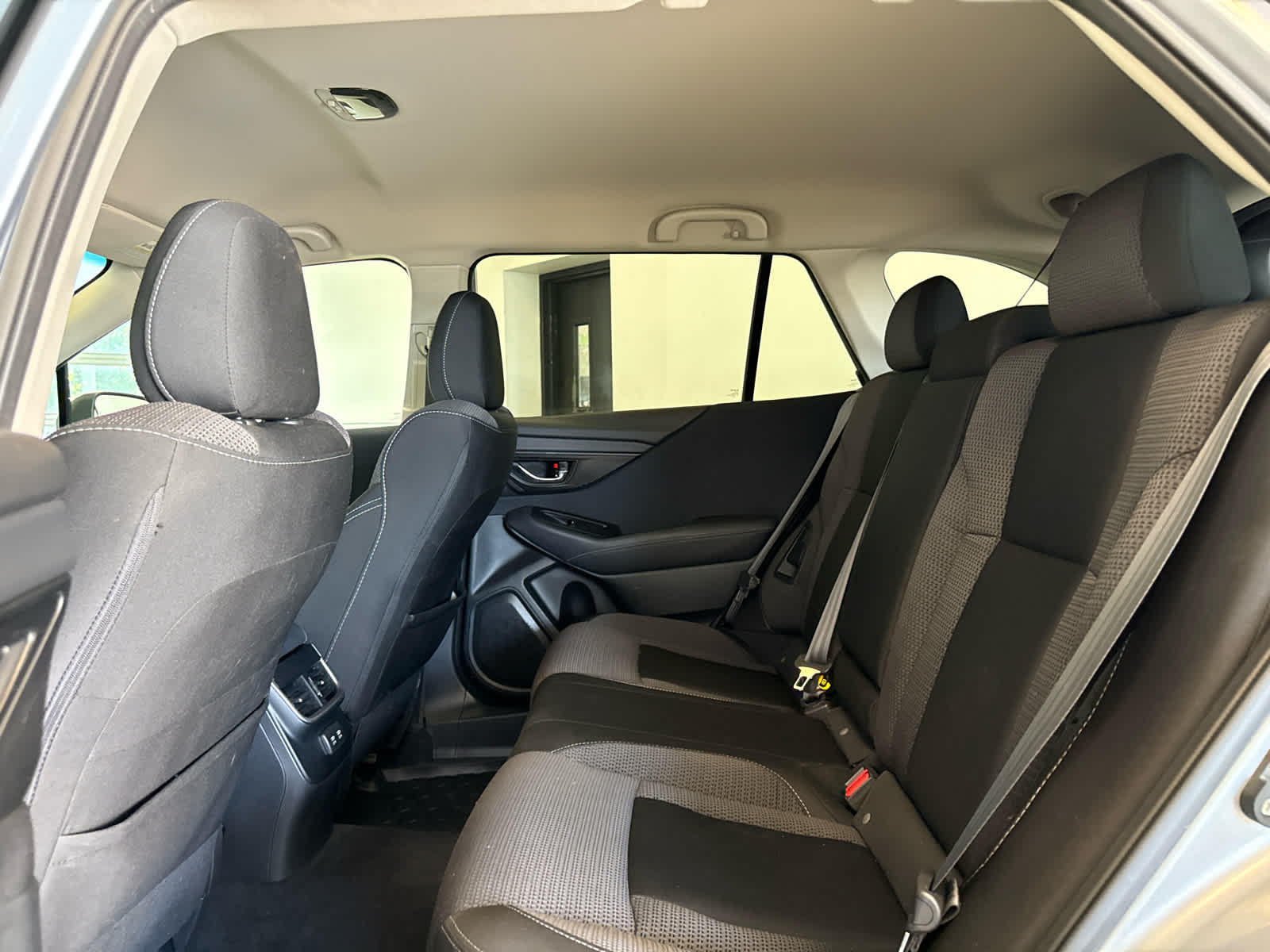 2022 Subaru Outback Premium - Photo 12