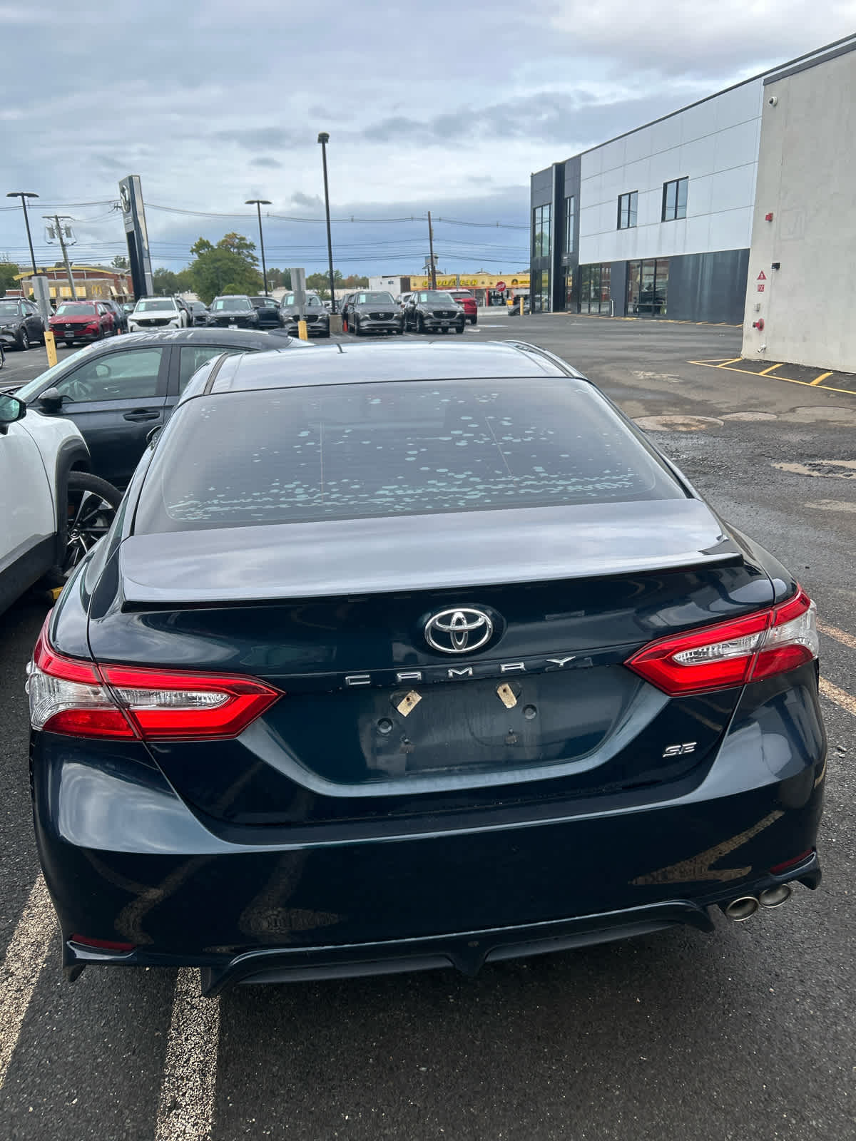 2018 Toyota Camry SE Auto
