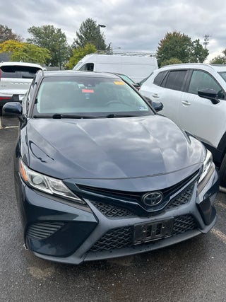 2018 Toyota Camry SE Auto