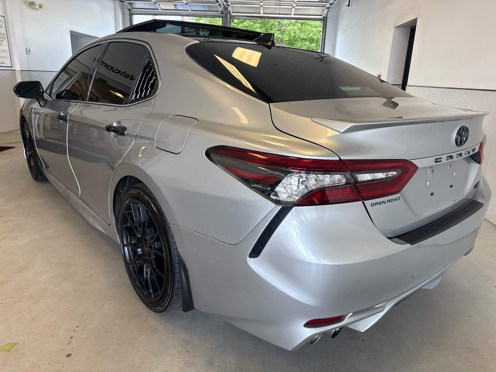 2021 Toyota Camry XSE Auto