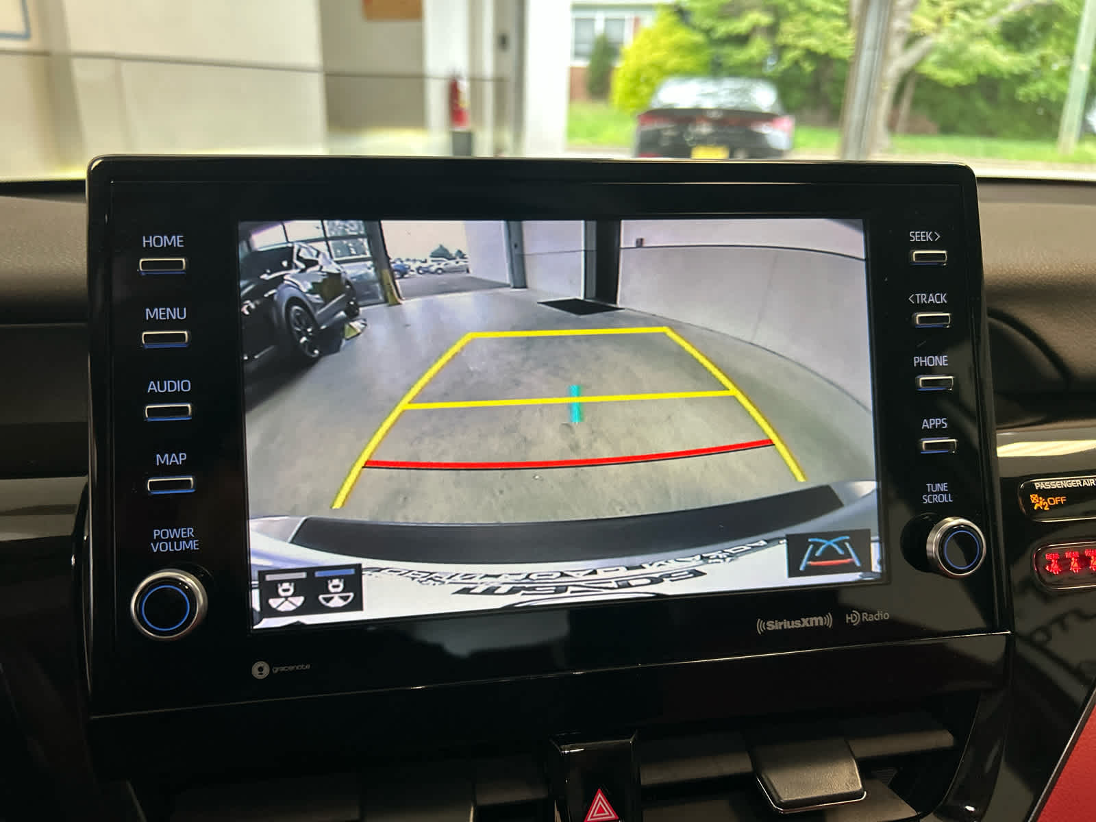 2023 Toyota Camry XSE Auto