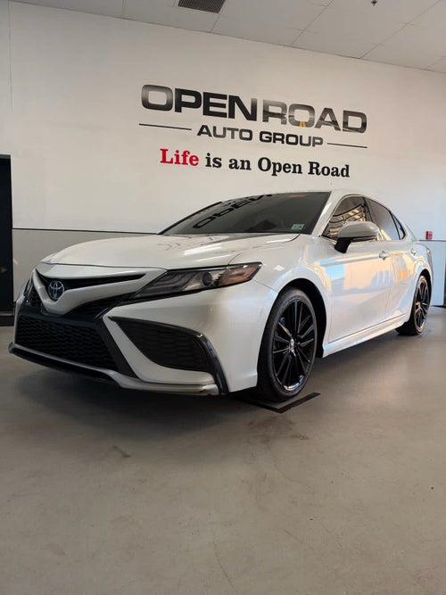 2024 Toyota Camry XSE Auto