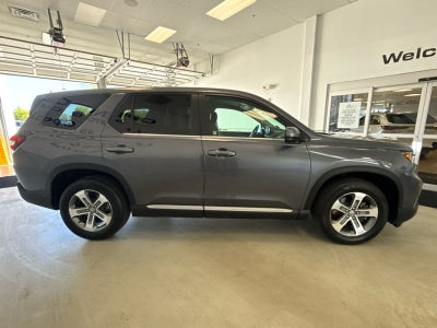 2023 Honda Pilot EX-L 8 Passenger AWD