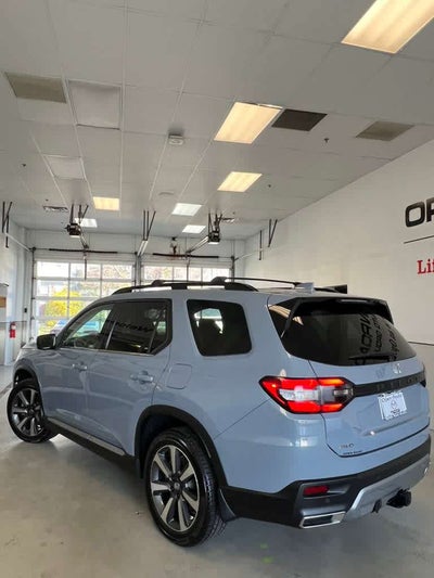2023 Honda Pilot Elite AWD