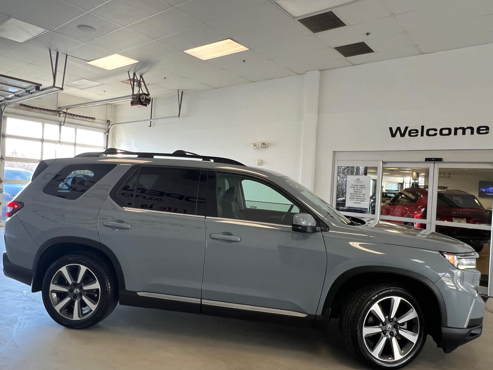 2023 Honda Pilot Elite AWD