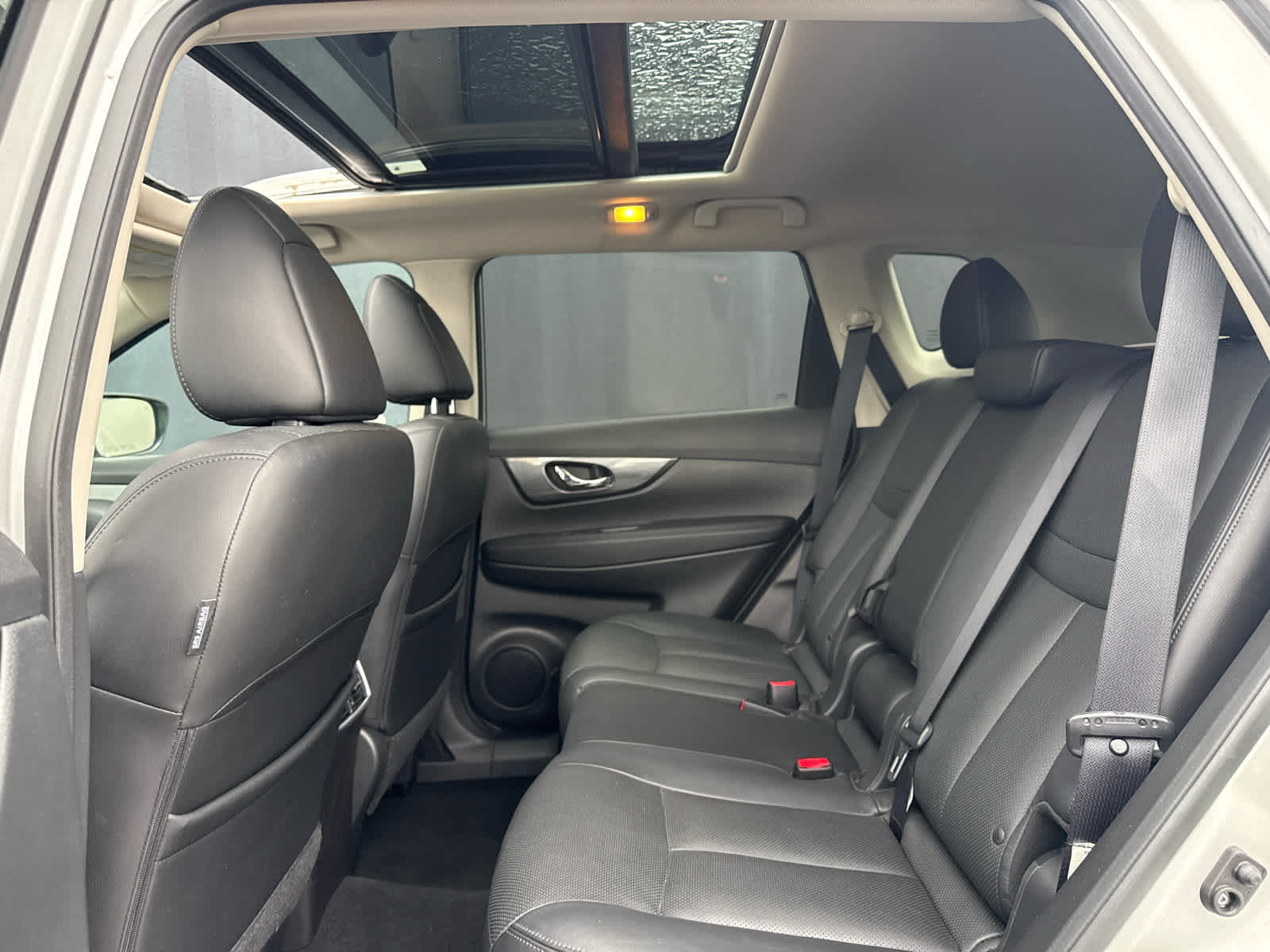 2015 Nissan Rogue AWD 4dr SL