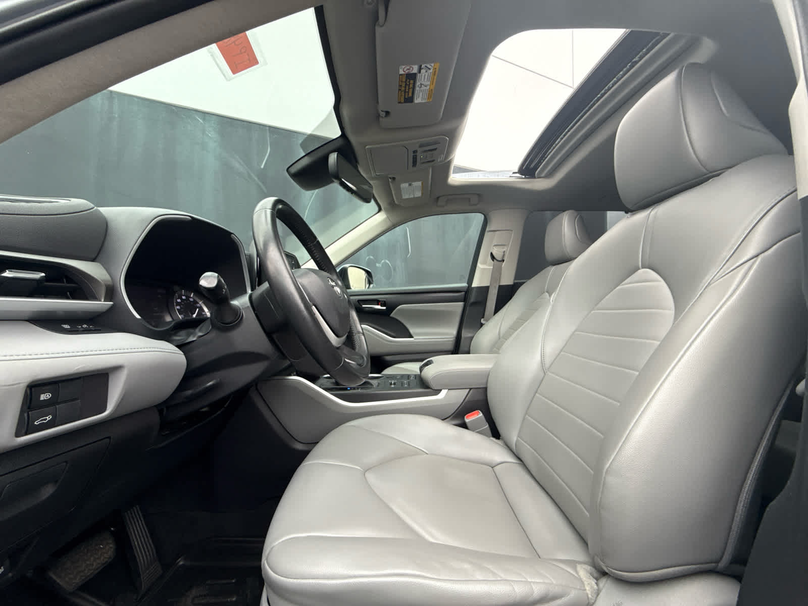 2022 Toyota Highlander XLE AWD