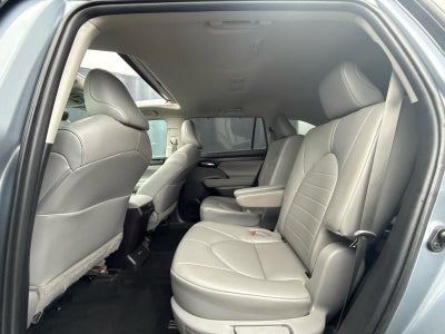 2022 Toyota Highlander XLE AWD