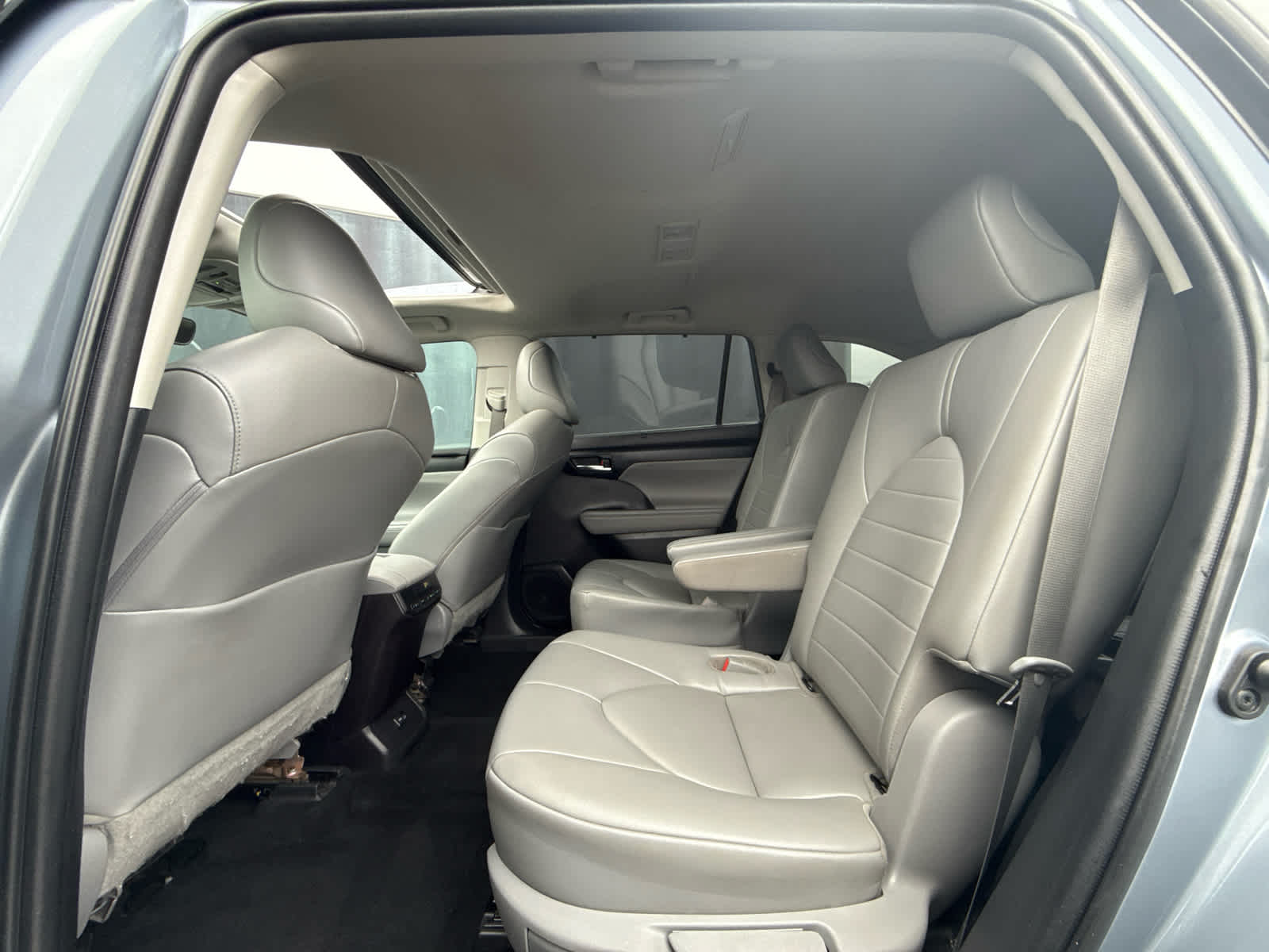 2022 Toyota Highlander XLE AWD