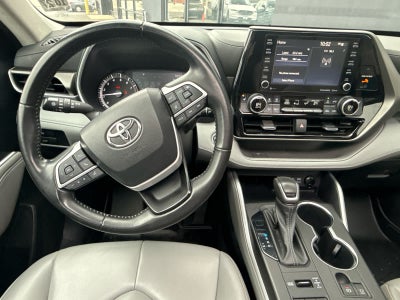 2022 Toyota Highlander XLE AWD