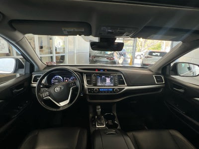 2017 Toyota Highlander XLE V6 AWD