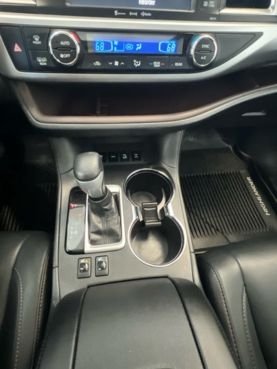 2017 Toyota Highlander XLE V6 AWD