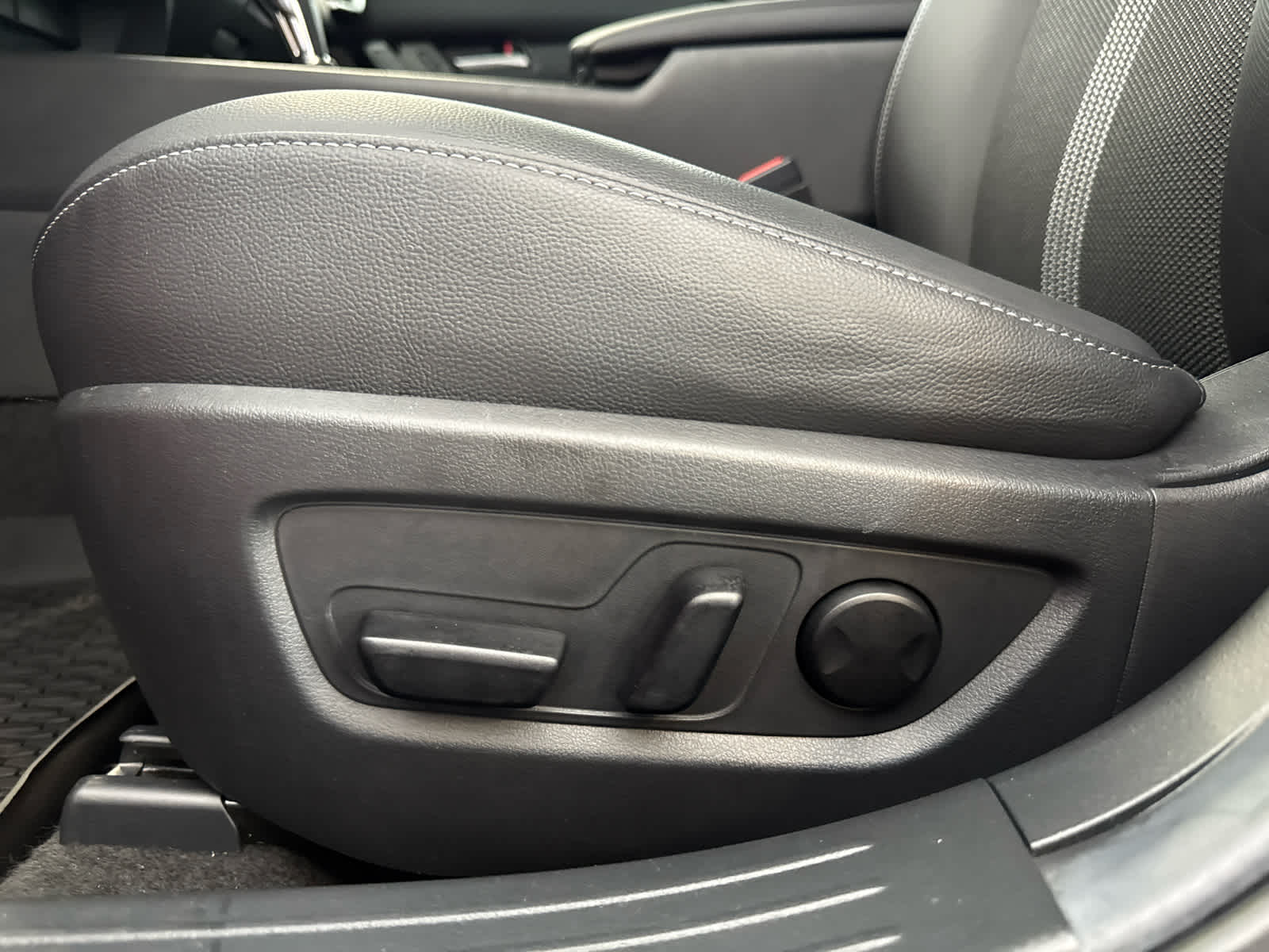 2024 Mazda Mazda CX-50 2.5 S Preferred Package AWD