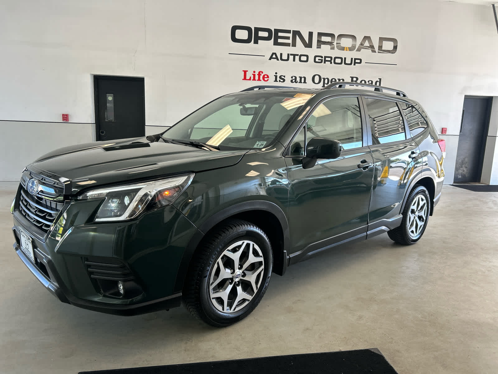 2024 Subaru Forester Premium AWD