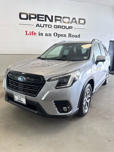 2022 Subaru Forester Premium CVT