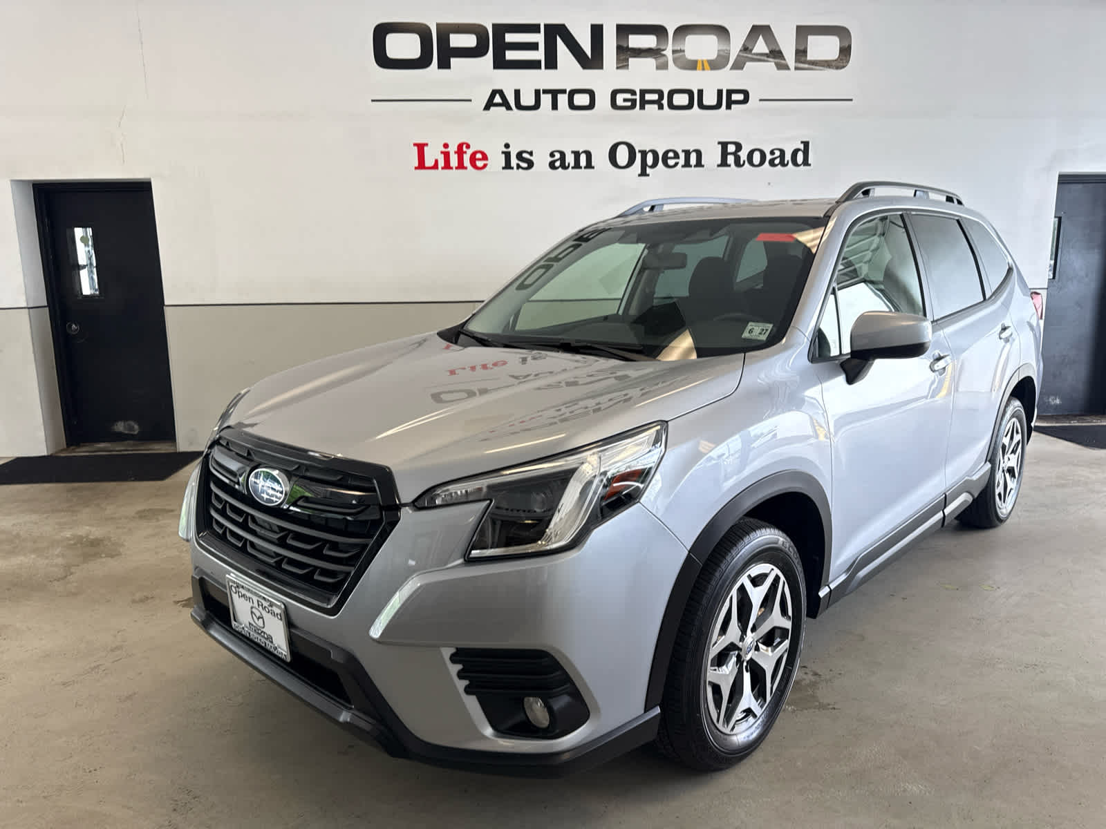 2022 Subaru Forester Premium CVT