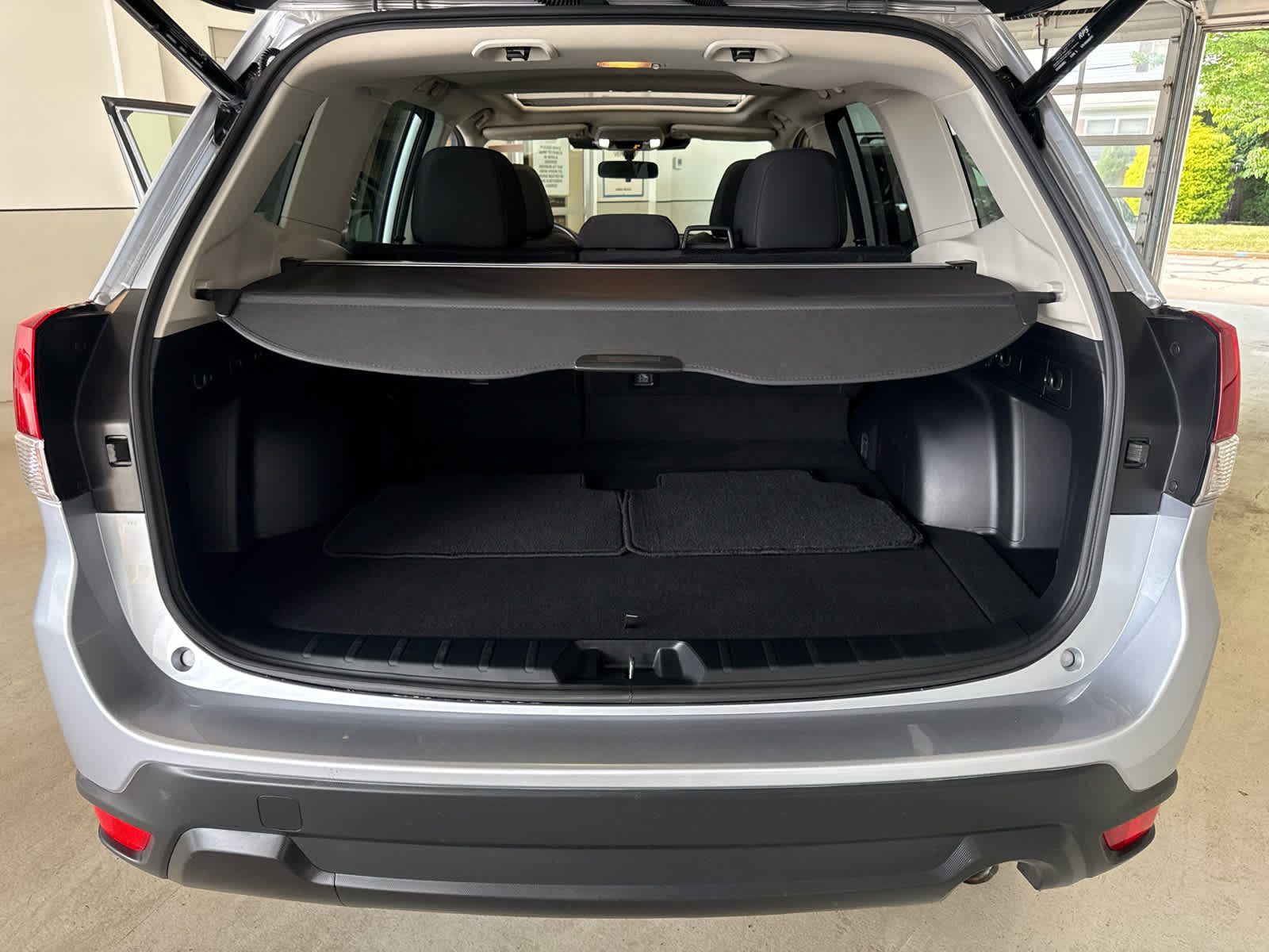 2022 Subaru Forester Premium CVT