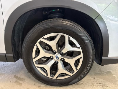 2022 Subaru Forester Premium CVT