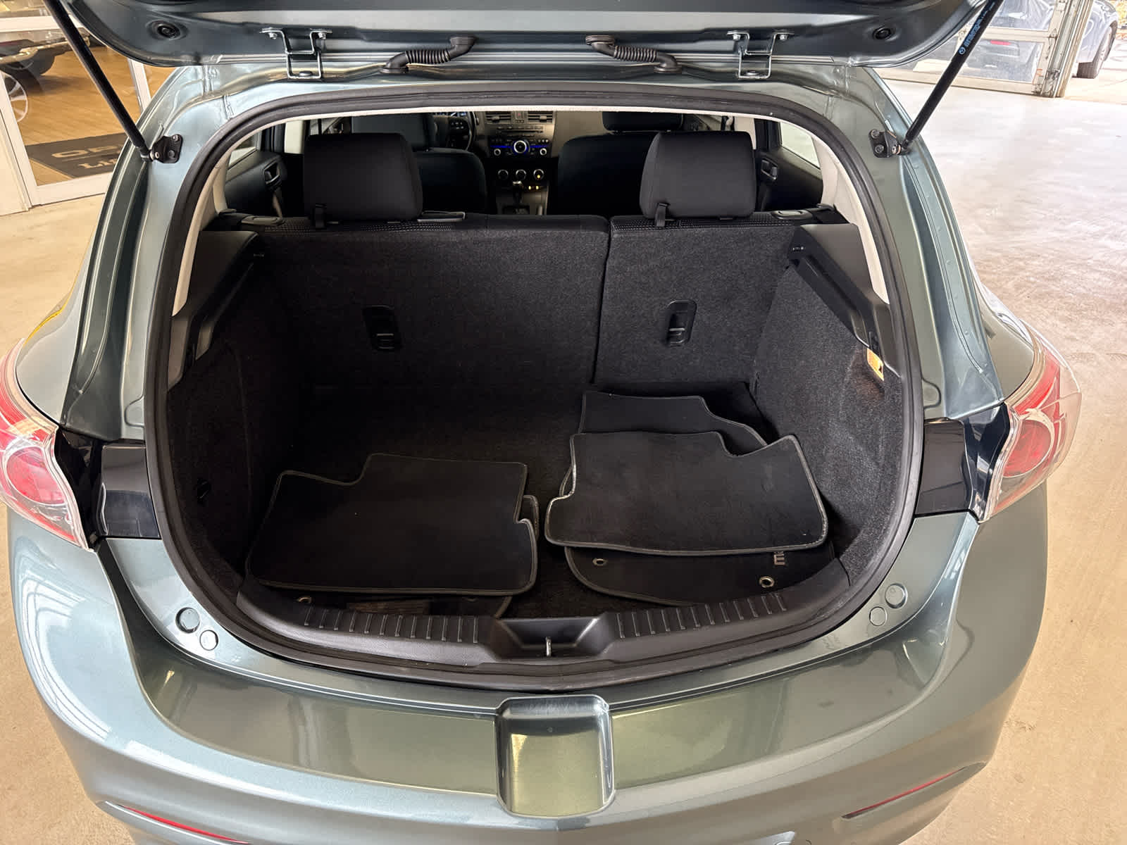 2013 Mazda MAZDA3 5dr HB Auto i Touring