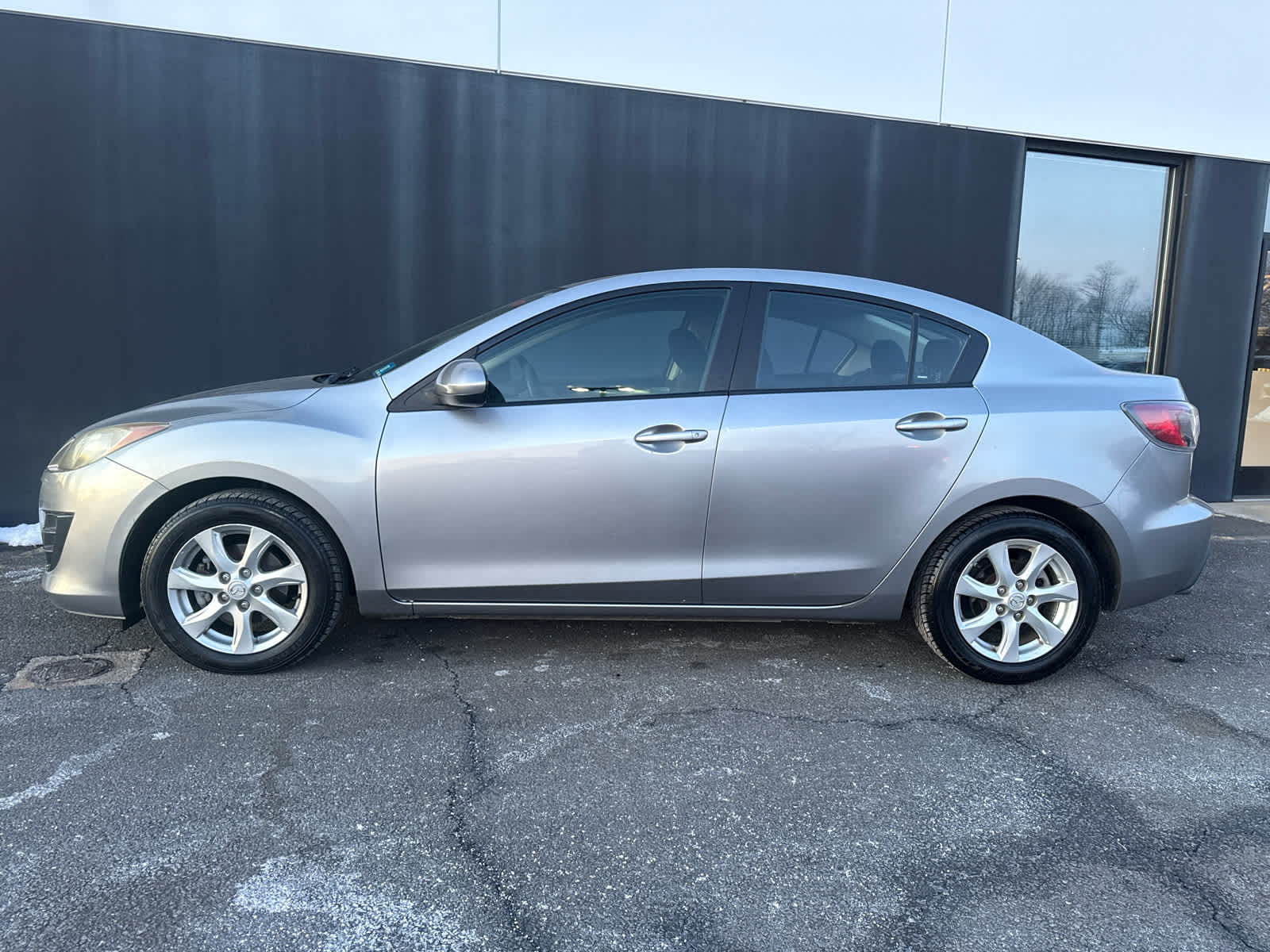 2010 Mazda MAZDA3 4dr Sdn Auto i Touring