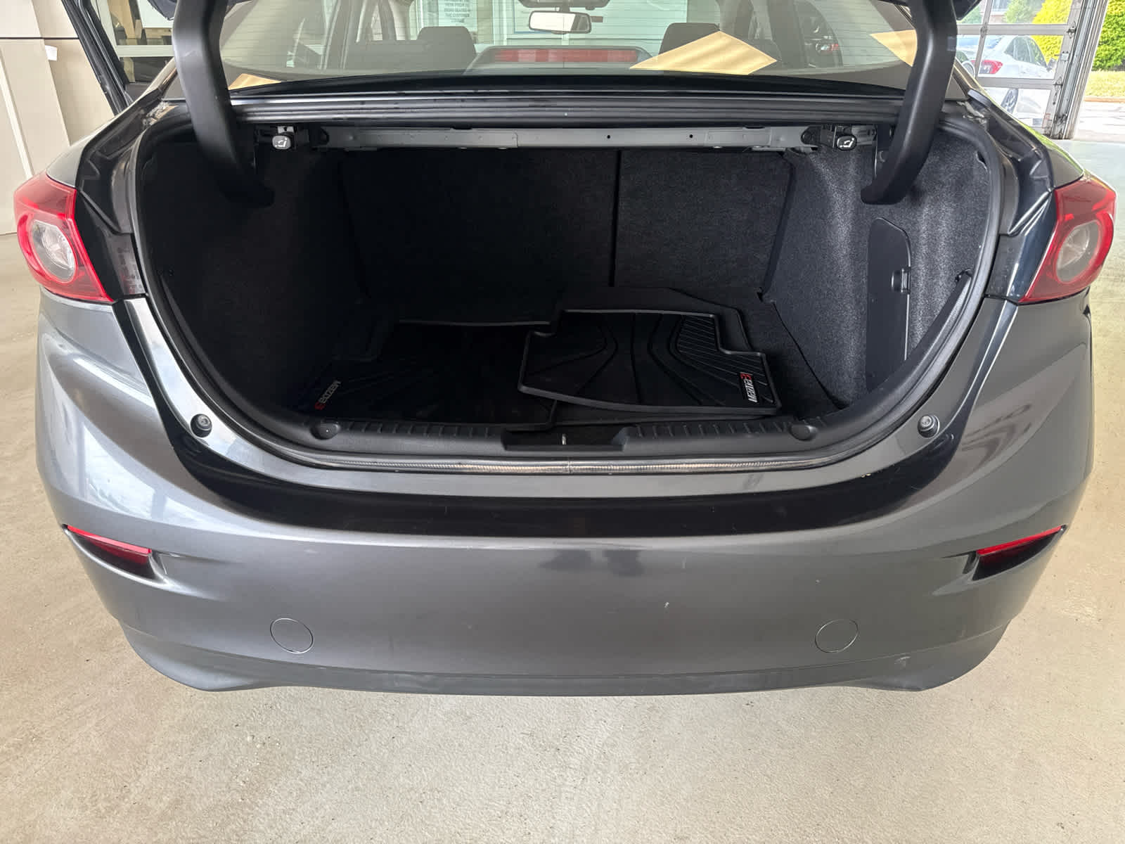 2016 Mazda MAZDA3 4dr Sdn Auto i Touring