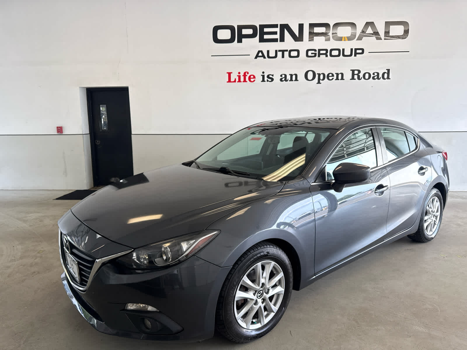 2016 Mazda MAZDA3 4dr Sdn Auto i Touring