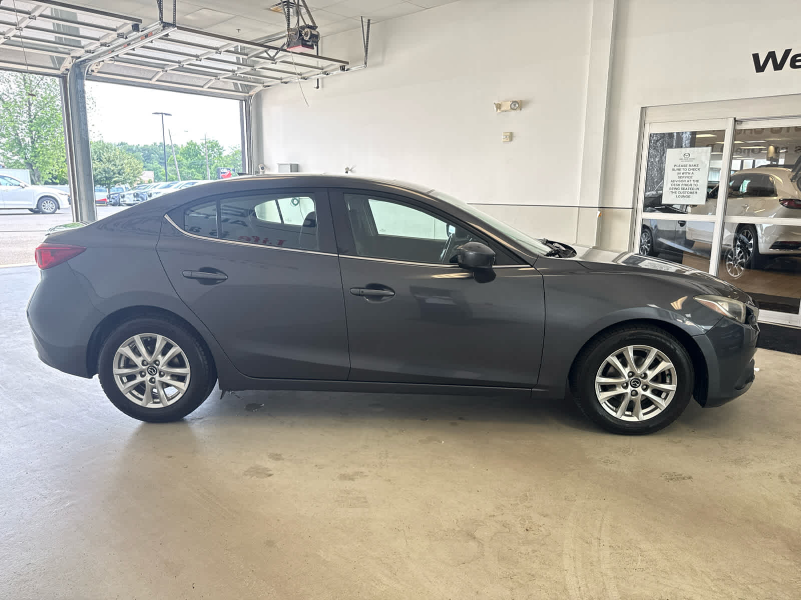 2016 Mazda MAZDA3 4dr Sdn Auto i Touring