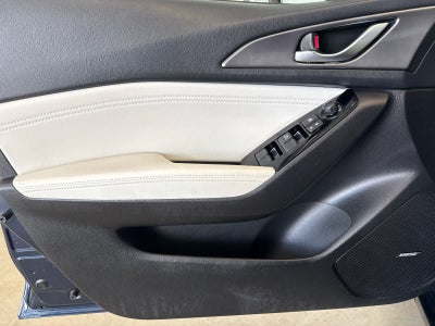 2017 Mazda Mazda3 4-Door Grand Touring Auto